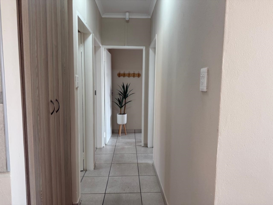3 Bedroom Property for Sale in Waterkloof East North West